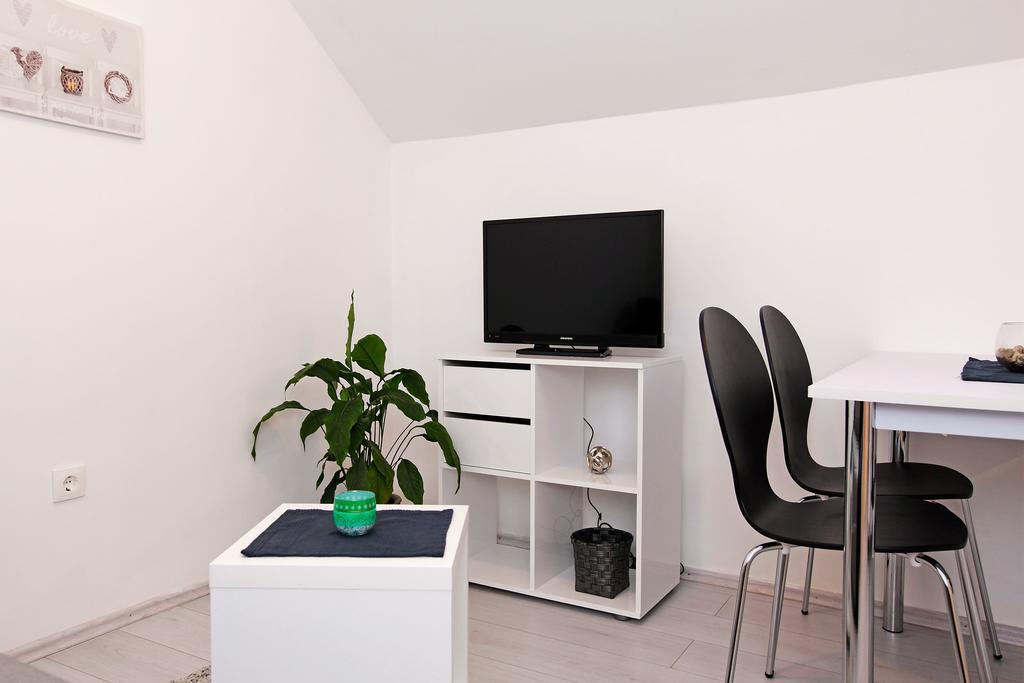 Apartments Park Vela Luka Δωμάτιο φωτογραφία