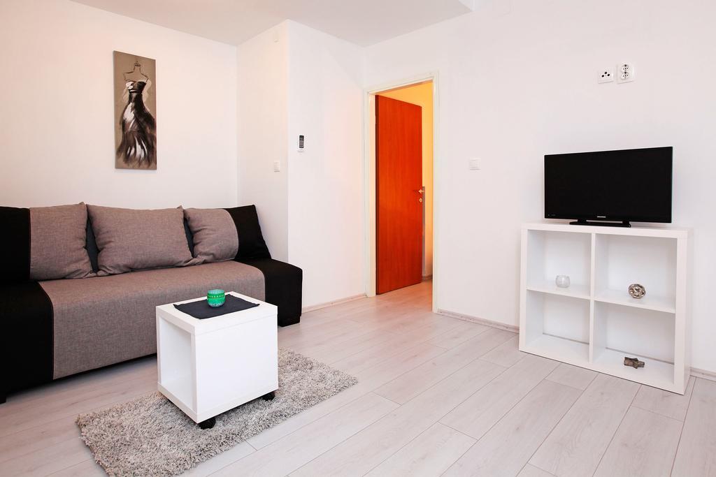 Apartments Park Vela Luka Δωμάτιο φωτογραφία