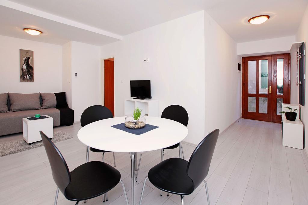 Apartments Park Vela Luka Δωμάτιο φωτογραφία